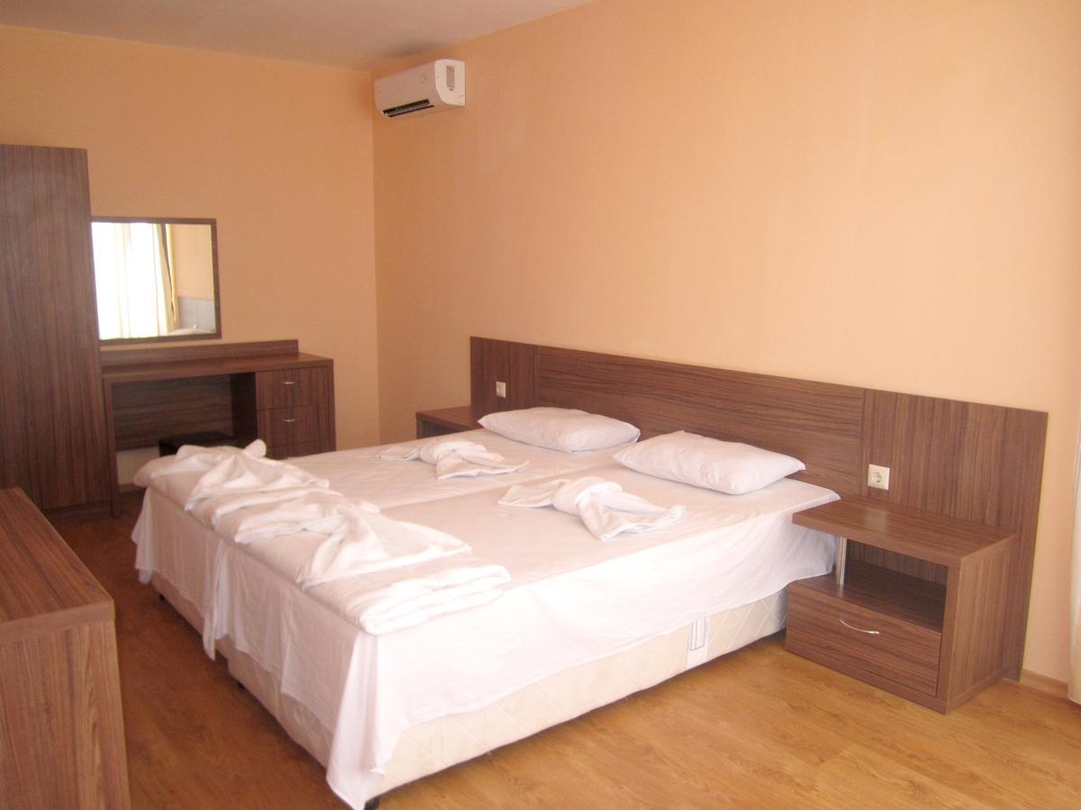 Hotel Coop Central ออบซอร์ ภายนอก รูปภาพ